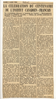Article de journal imprimé. Le titre apparaît en lettres majuscules et en gras. Des sections du texte, disposé sur trois colonnes, sont en gras. L’article est signé.